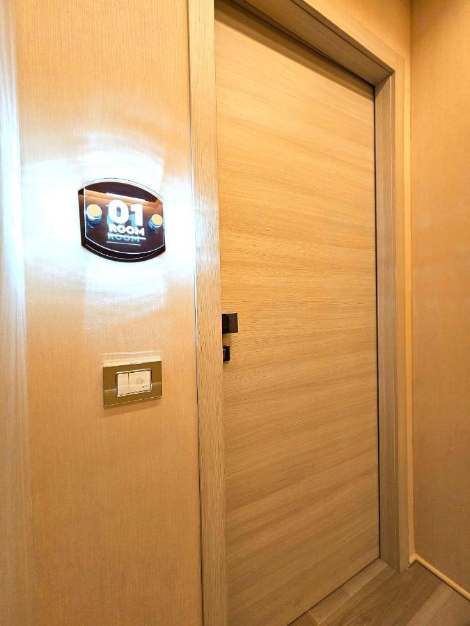 Astoria Supreme - Modern Boutique Suites Lecce Exterior photo